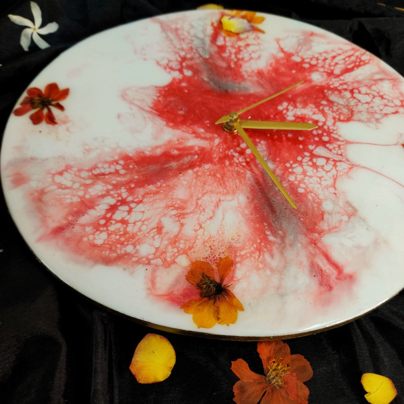 White & Red Resin Round Wall Clock (12")