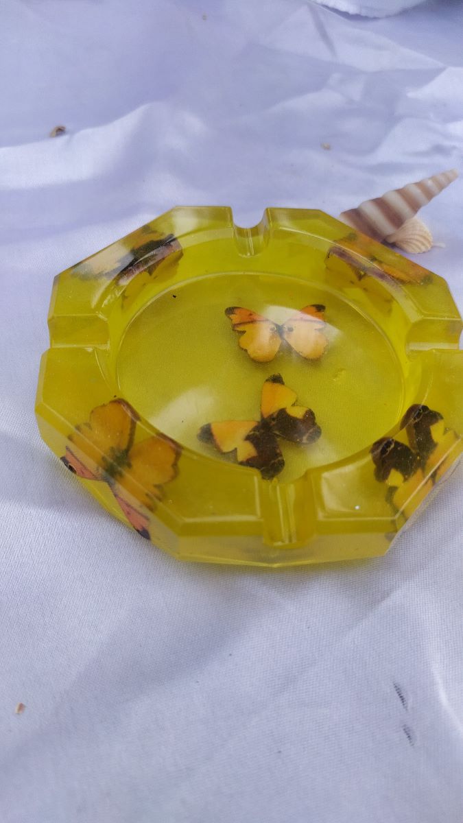 Resin Ash Tray