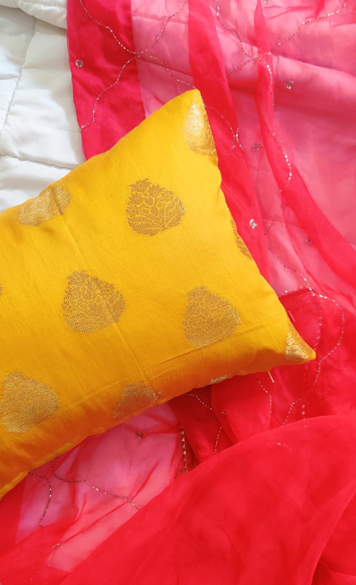 Geometric Patterned Lemon Yellow Cushion Cover