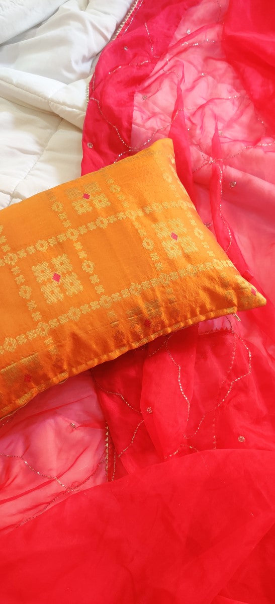 Geometric Patterned Yellow & Gold Cushion Cover
