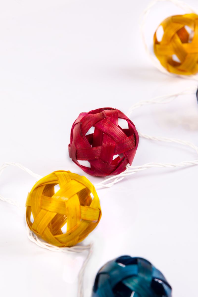 Bamboo Handmade Fairy Light /Festive Decorative Light-Ball Design