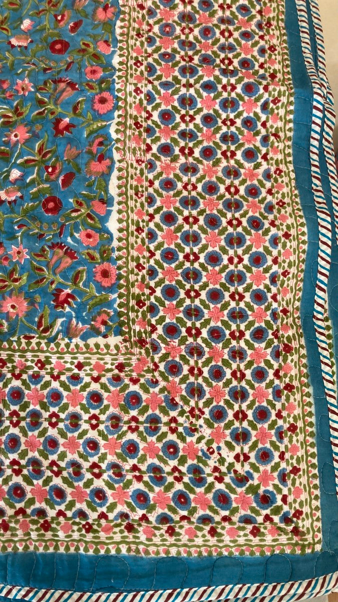 Blue Ocean Of Flowers Reversible Quilted Bedcovers With Pillow Covers