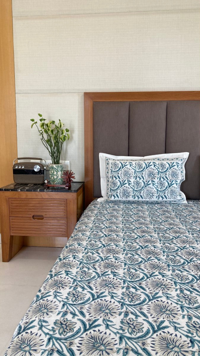 Handblock Printed Aparajita Cotton Bedsheet With Pillow Covers