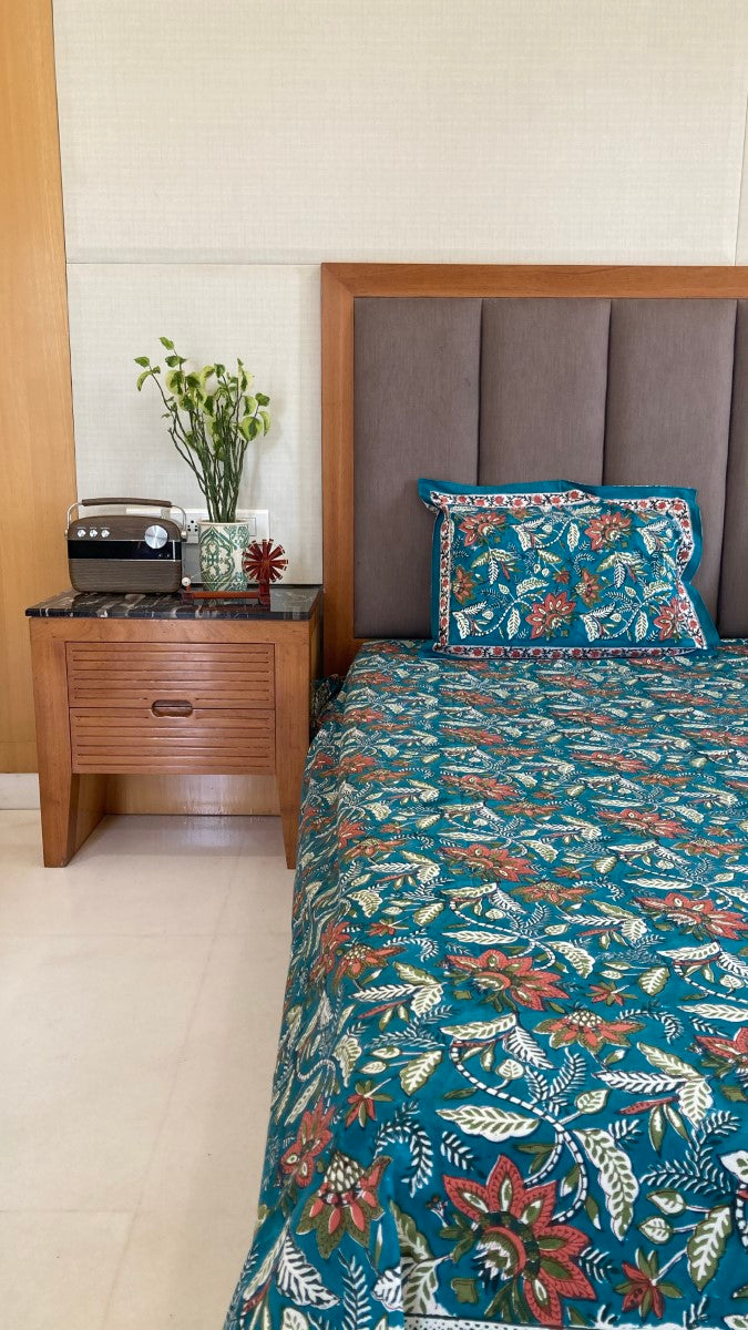 Blue Handblock Printed Bedsheet With Pillow Covers