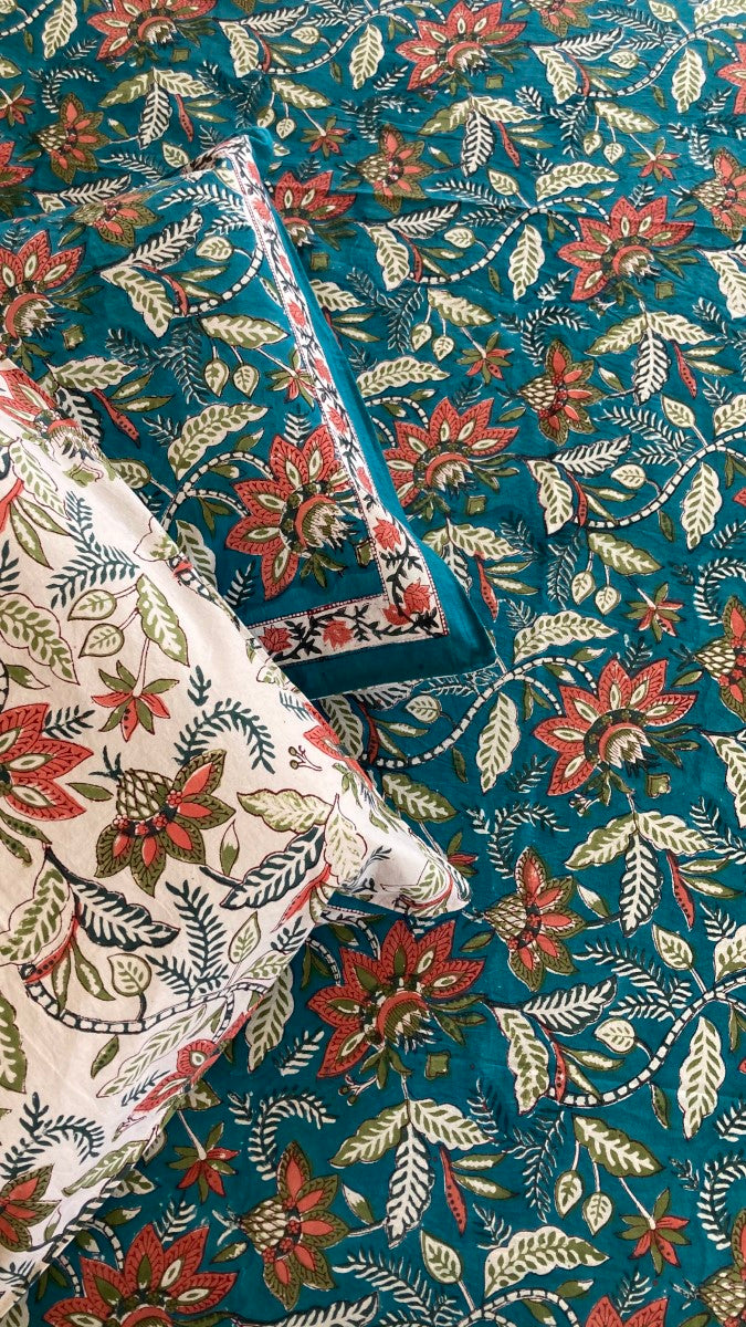 Blue Handblock Printed Bedsheet With Pillow Covers
