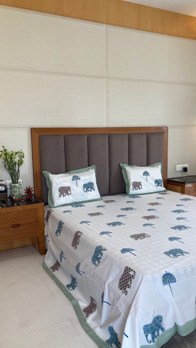 Appu Haathi Handblock Printed Cotton Bedsheet With Pillow Covers