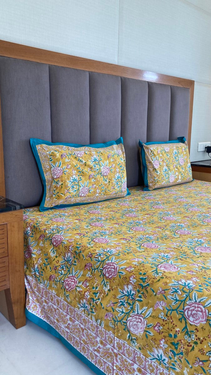 Summer Paradise Handblock Printed Cotton Bedsheet With Pillow Covers