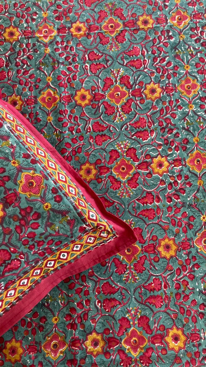 Maroon And Green Small Booti Handblock Printed Bedsheet With Pillow Covers