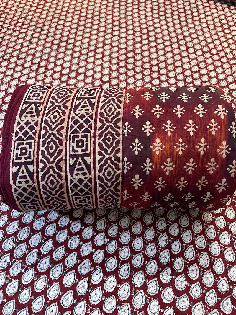 Maroon Buti Jaipuri Cotton Quilt