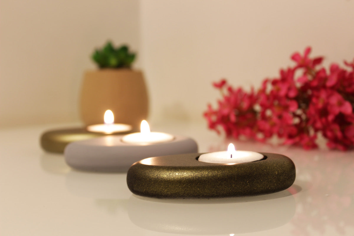 Pebble Tealight Holders (Set of 2)