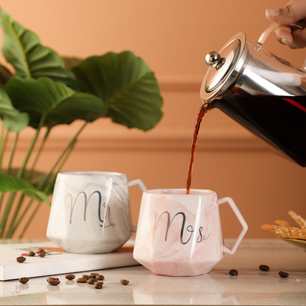 Marble Mr & Mrs Couple Mugs (Set of 2)
