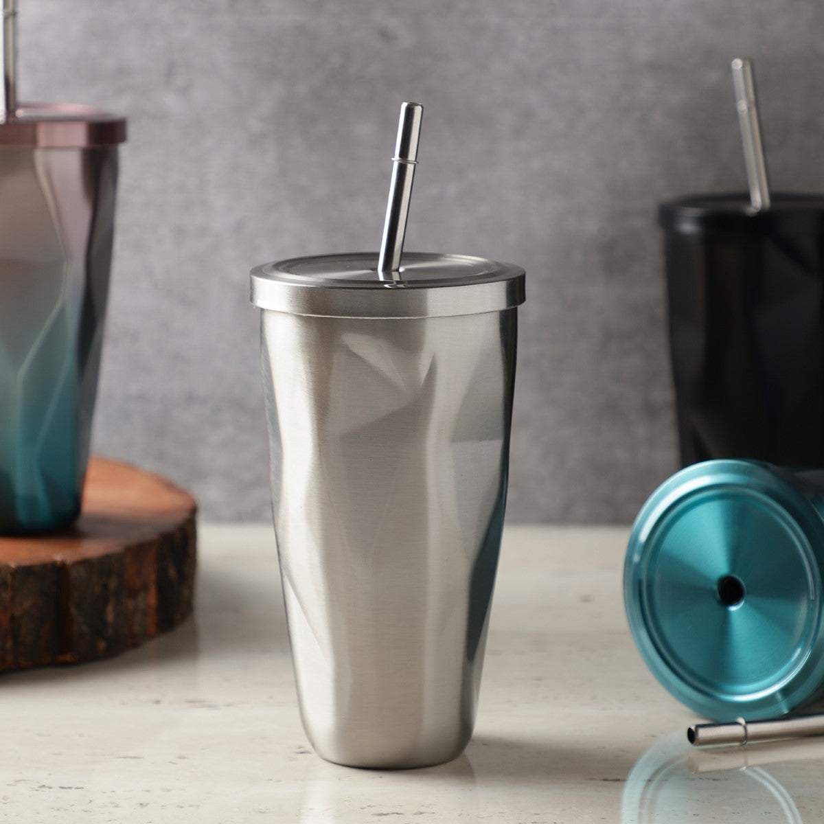 Diamond Cut Stainless Steel Tumbler with Straw