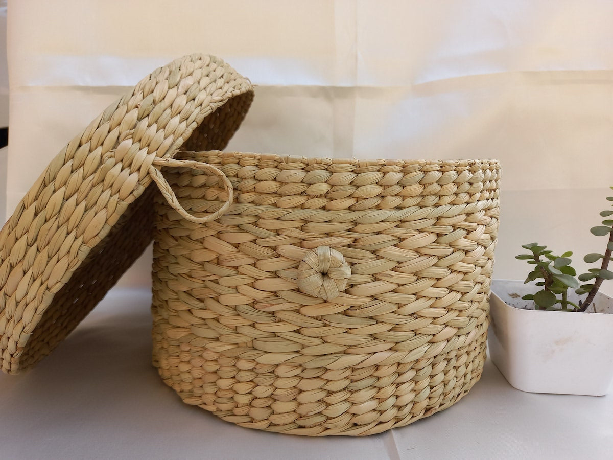 Large Round Kauna Vanity Box with Lock