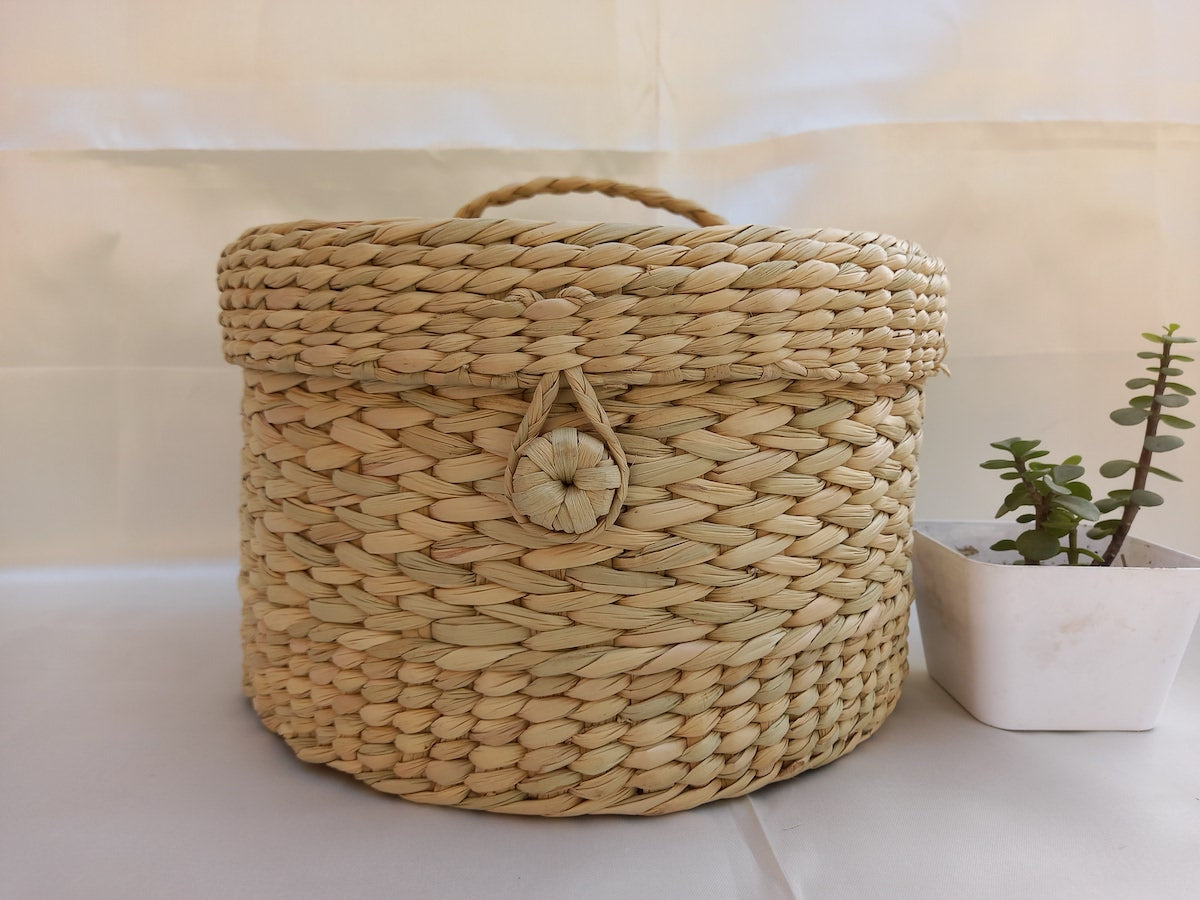 Large Round Kauna Vanity Box with Lock
