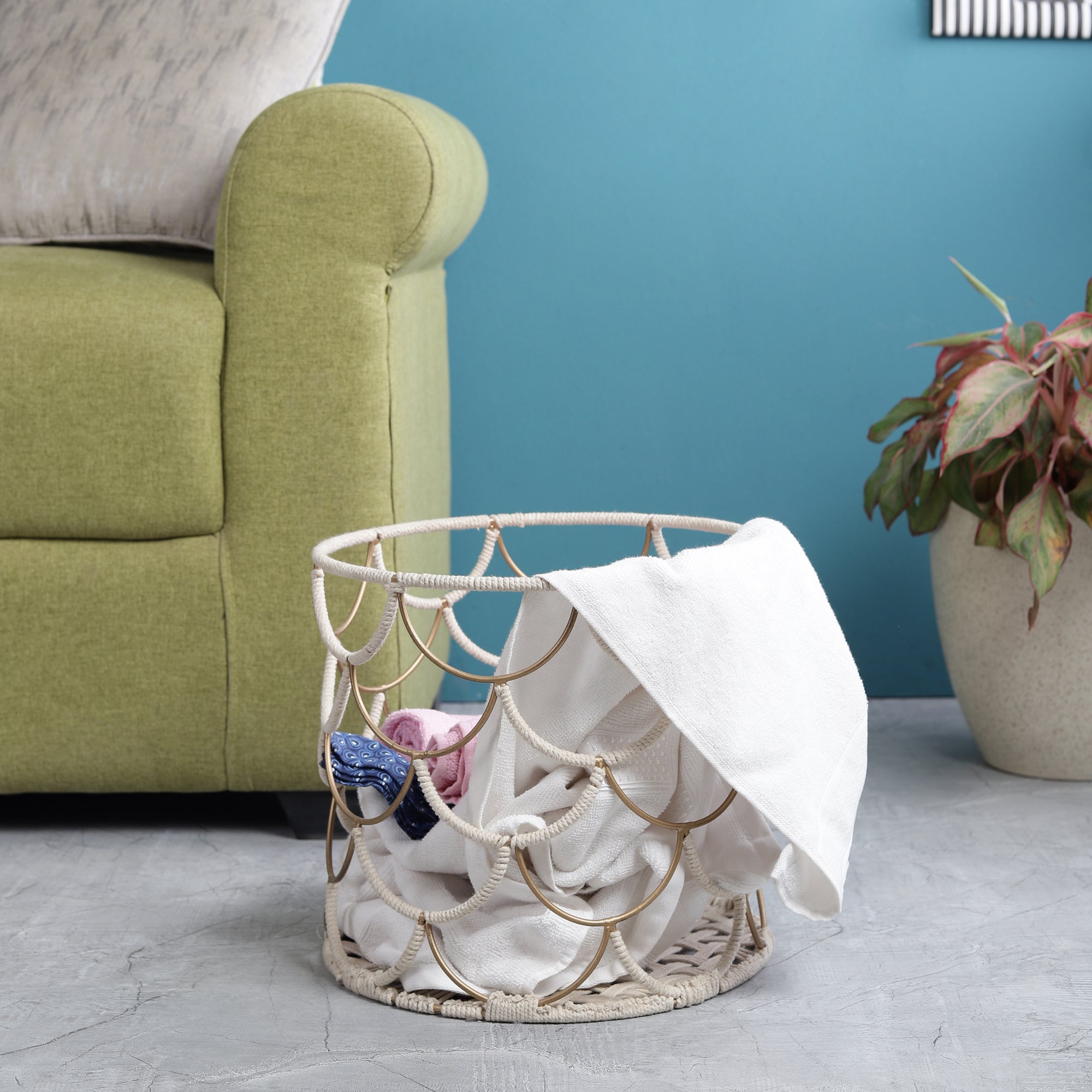 Macrame and Metal Wire Frame Multipurpose Basket