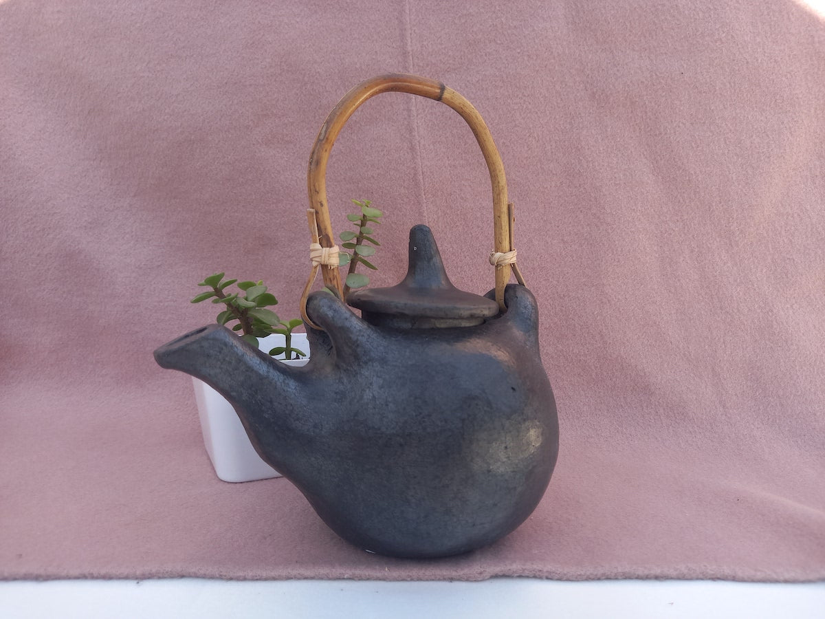 Small Nungbi Clay Tea Pot with Lid