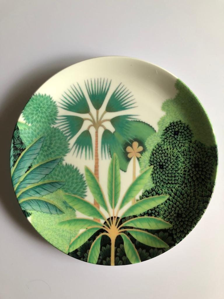 Decorative Wall Plate with Tree Print (6"-8"10")