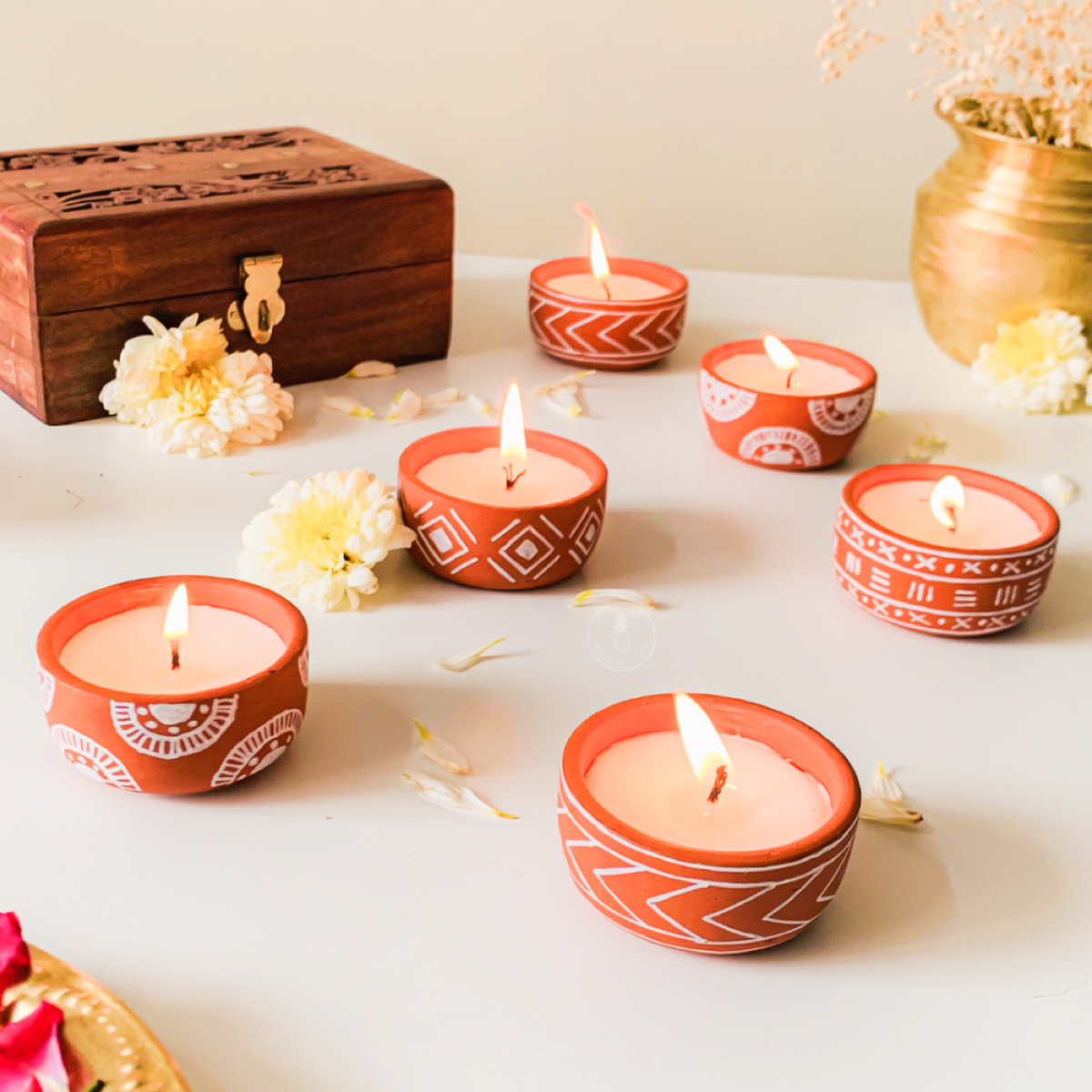 Hand Painted Terracotta Soy Wax Mini Candles- Diamond (Set of 6 / 4)
