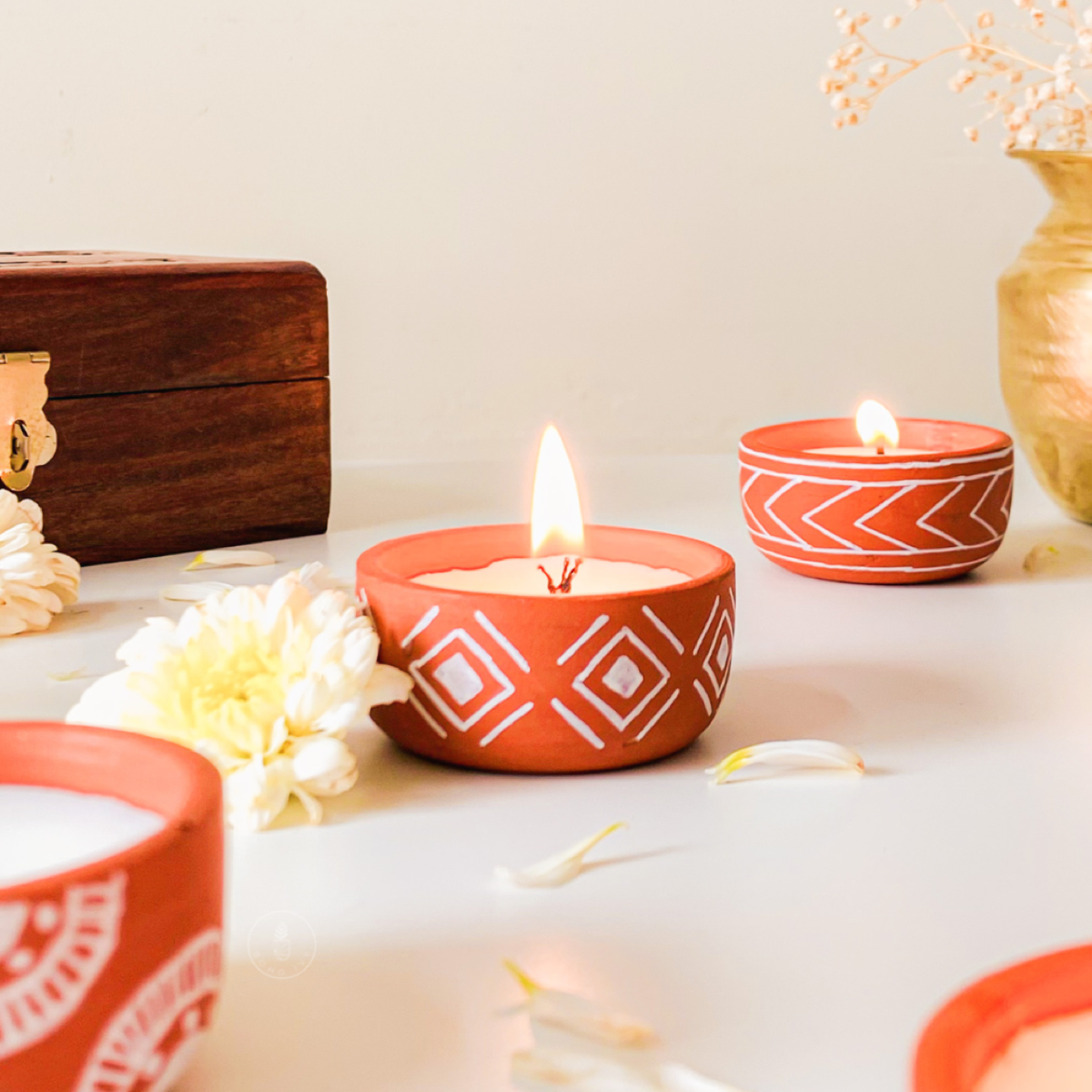 Hand Painted Terracotta Soy Wax Mini Candles- Diamond (Set of 6 / 4)