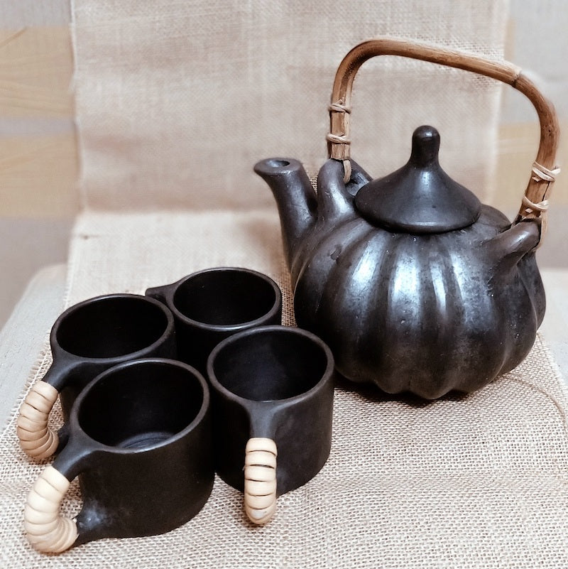 Longpi Black Pottery Pumpkin Teaset (teapot + 4 Cups)