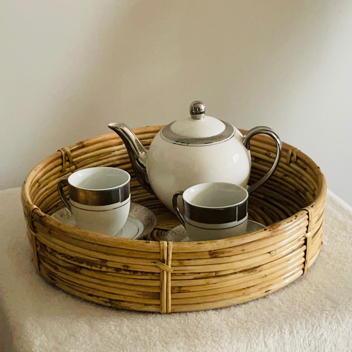 Circular Elementary Weave Kosh Tray