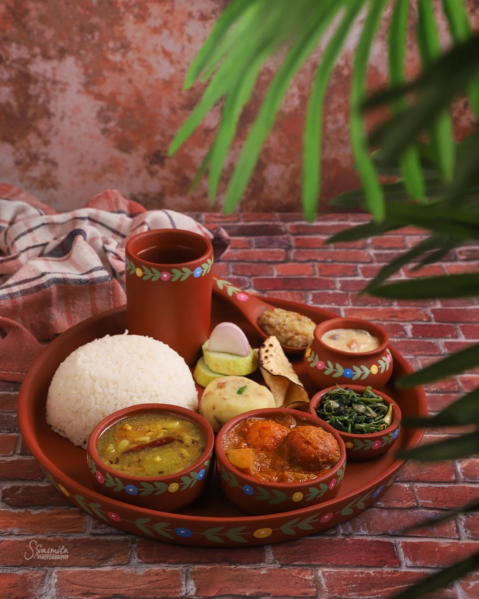 Handpainted Terracotta Thali Set