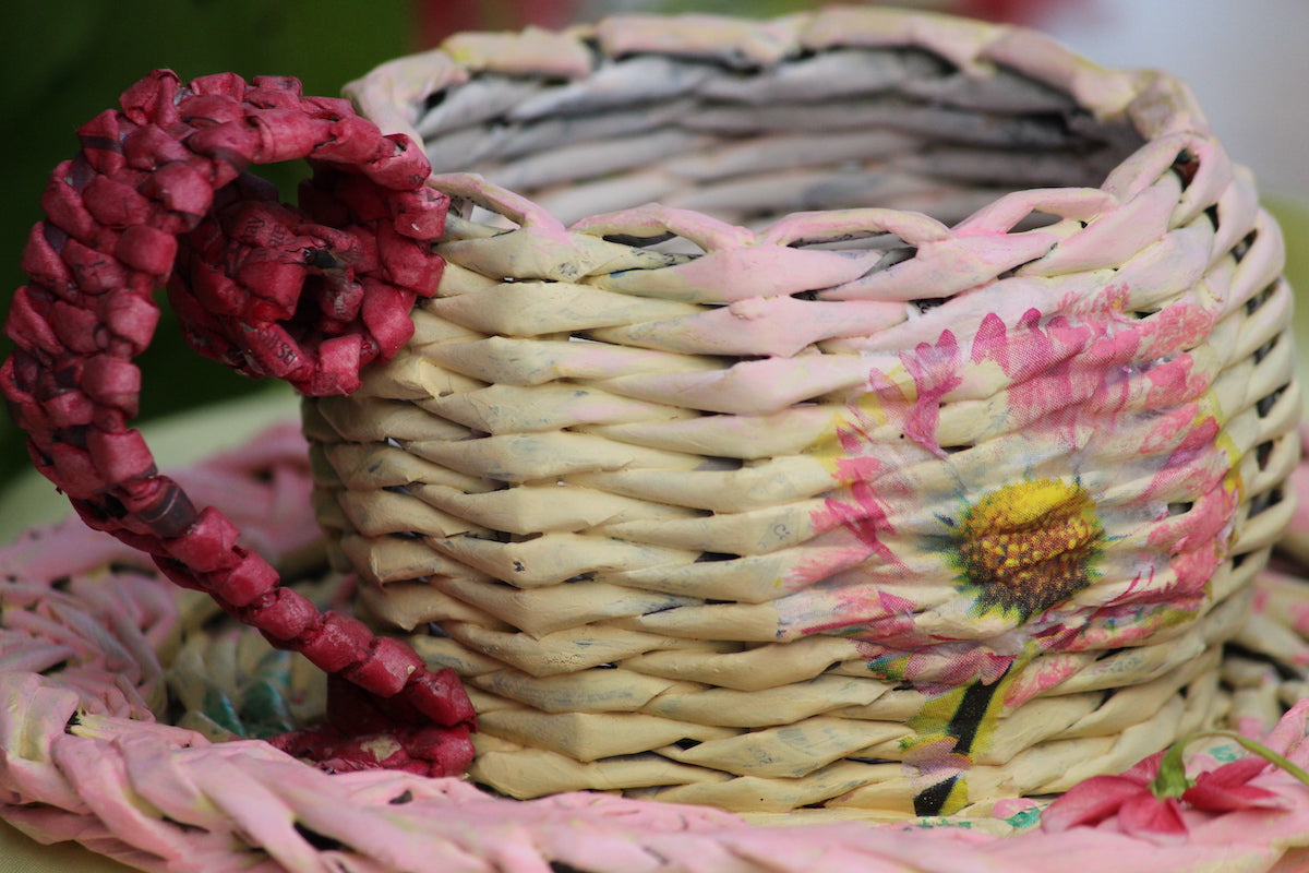 Peach Recycled Newspaper Woven Cup Saucer Basket