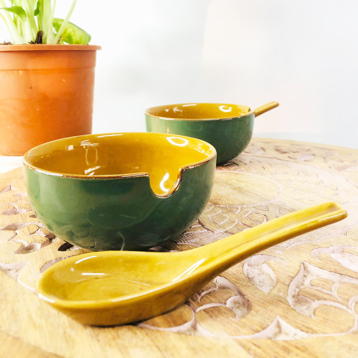 Handmade Ceramic Soup Bowl with Spoon (Set of 4)