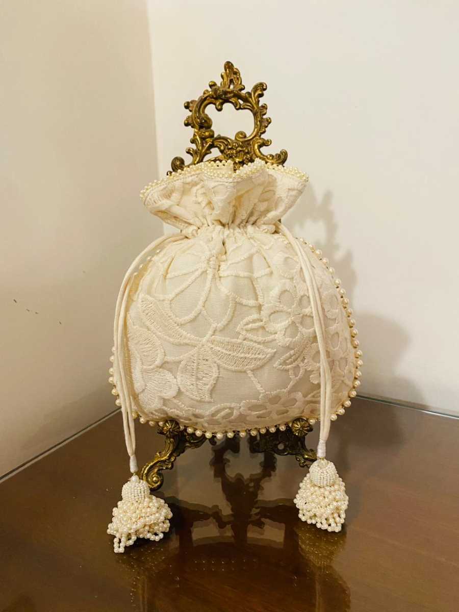 Off-White Cutwork Potli