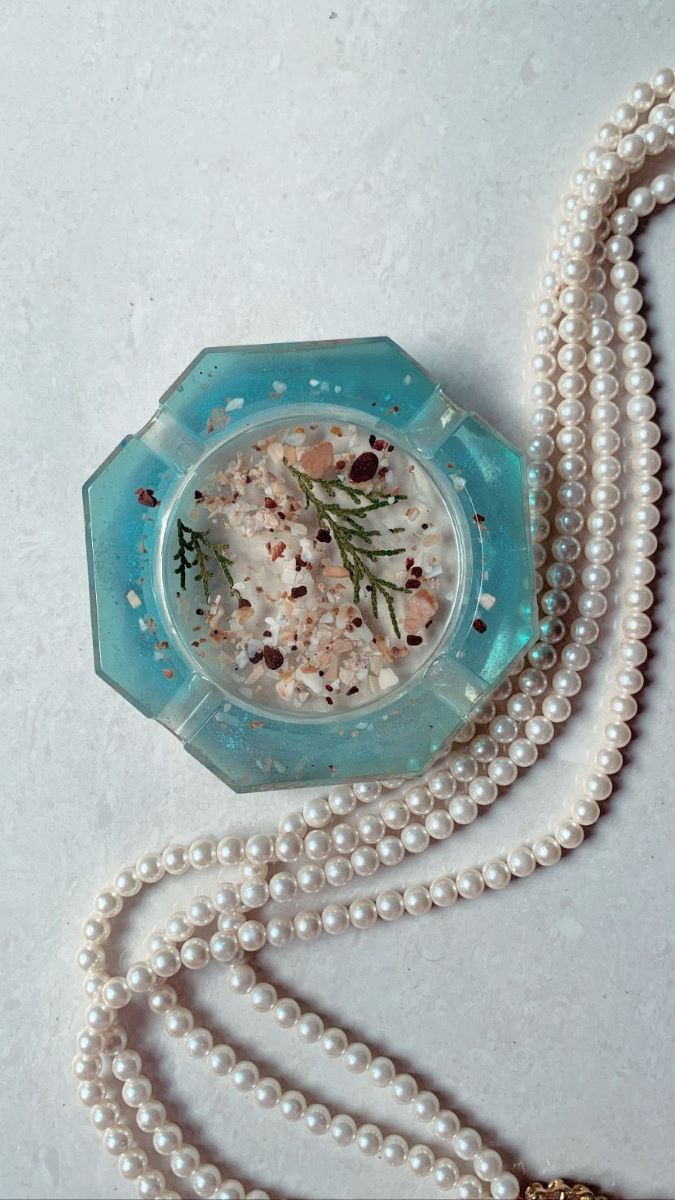 Resin Ash Tray