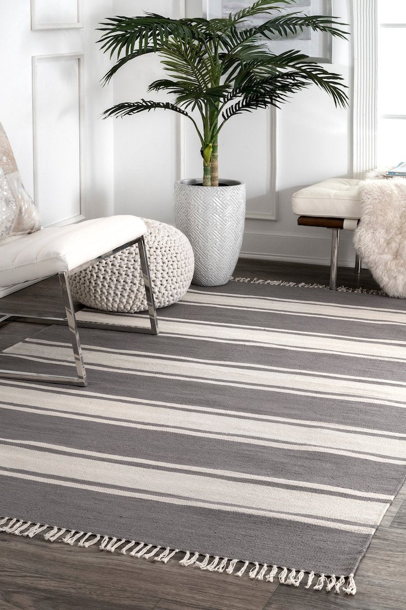 Grey & White Contemporary Handwoven Wool Rug